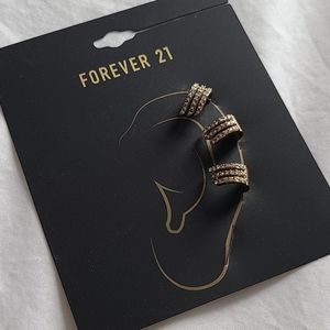 Forever 21 Ear cuff
